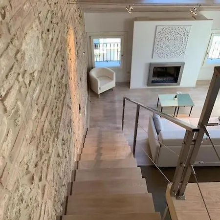 アパート Palladio's Penthouse ヴィチェンツァ