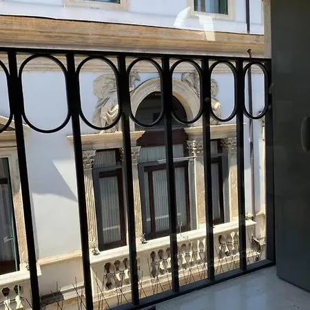 Palladio's Penthouse アパート *